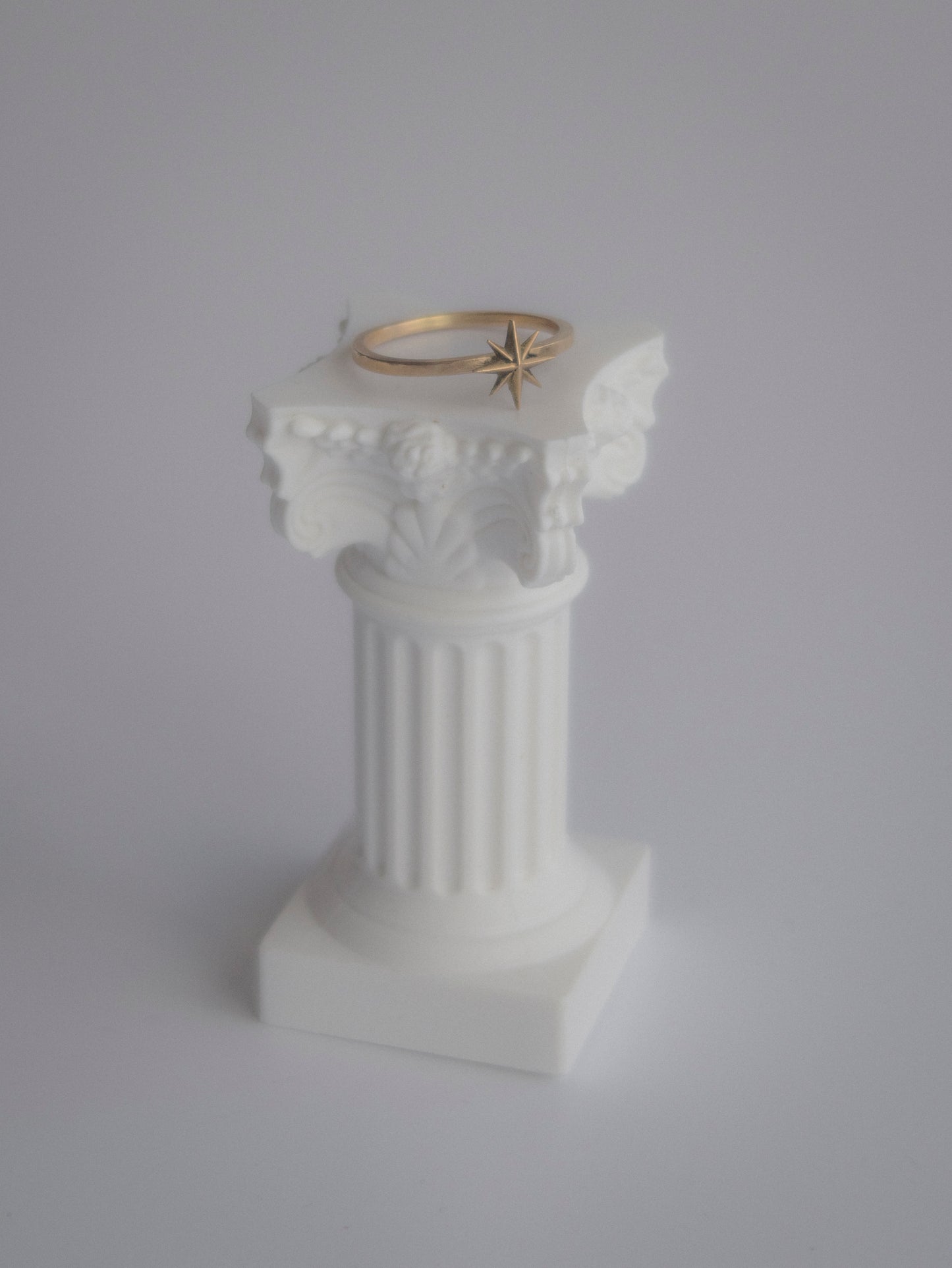 Stella - Small Ring - 18k Solid Gold - Made to Order