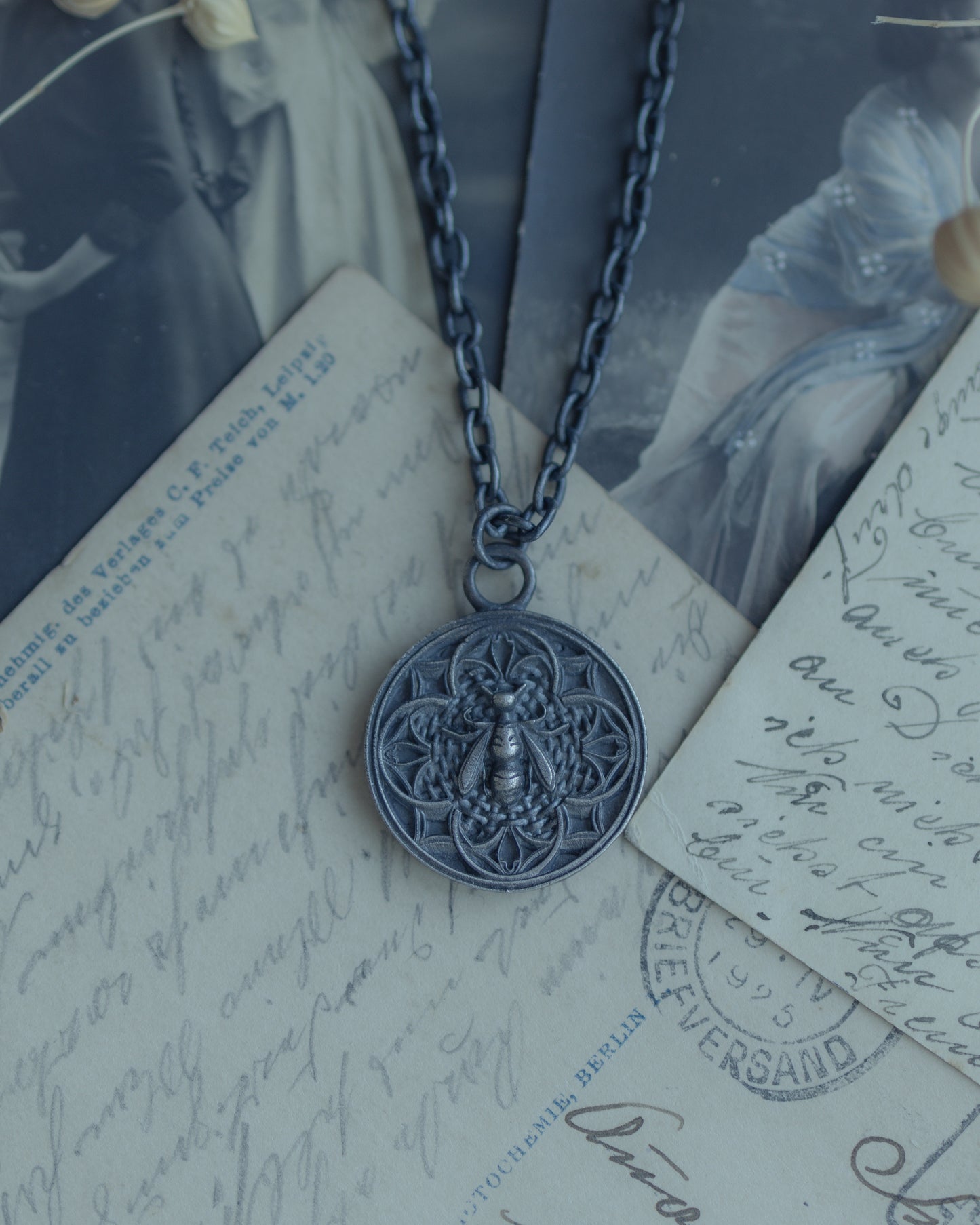 Collier Star-crossed - Fabriqué sur commande 